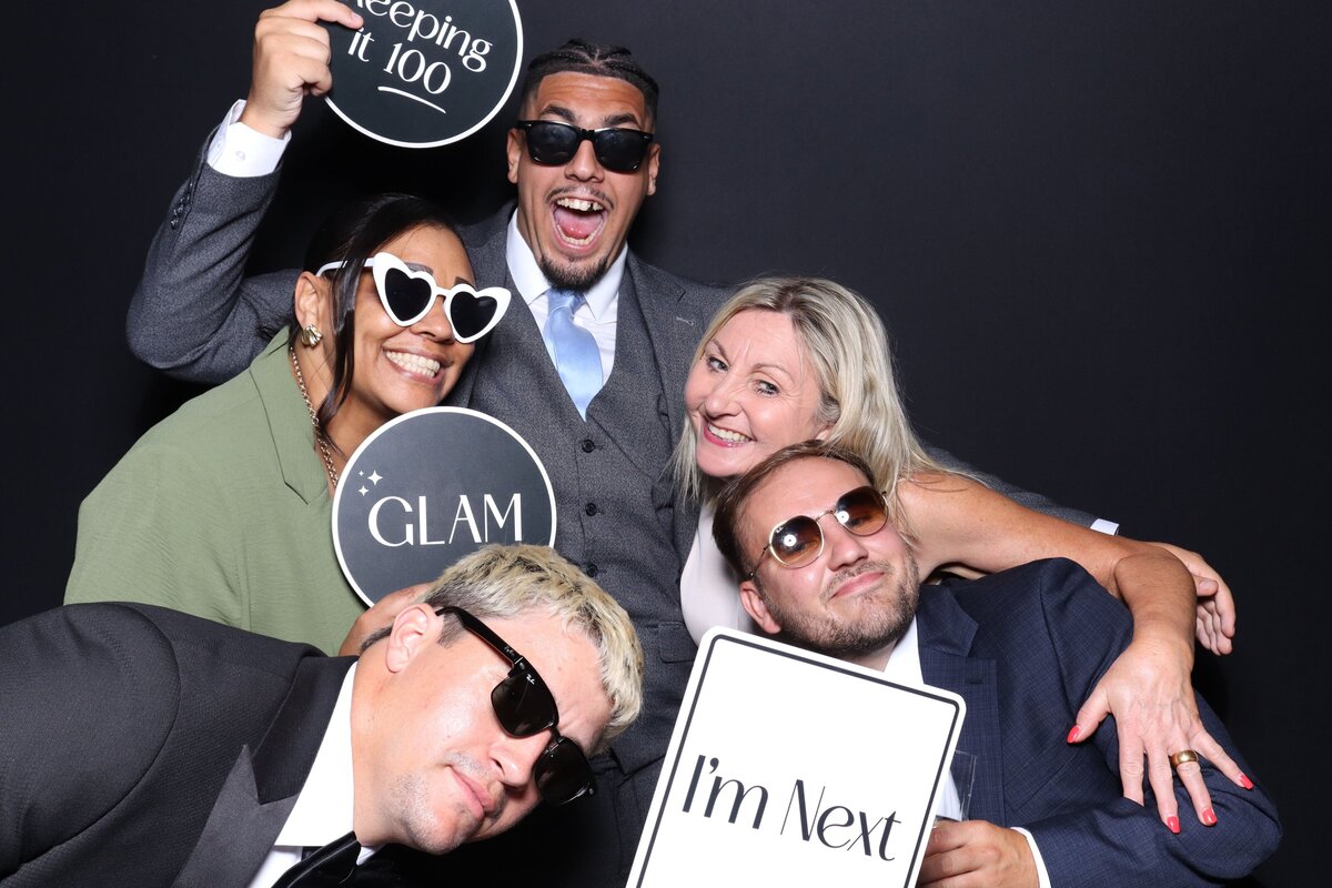 photobooth_london_essex_weddings_12
