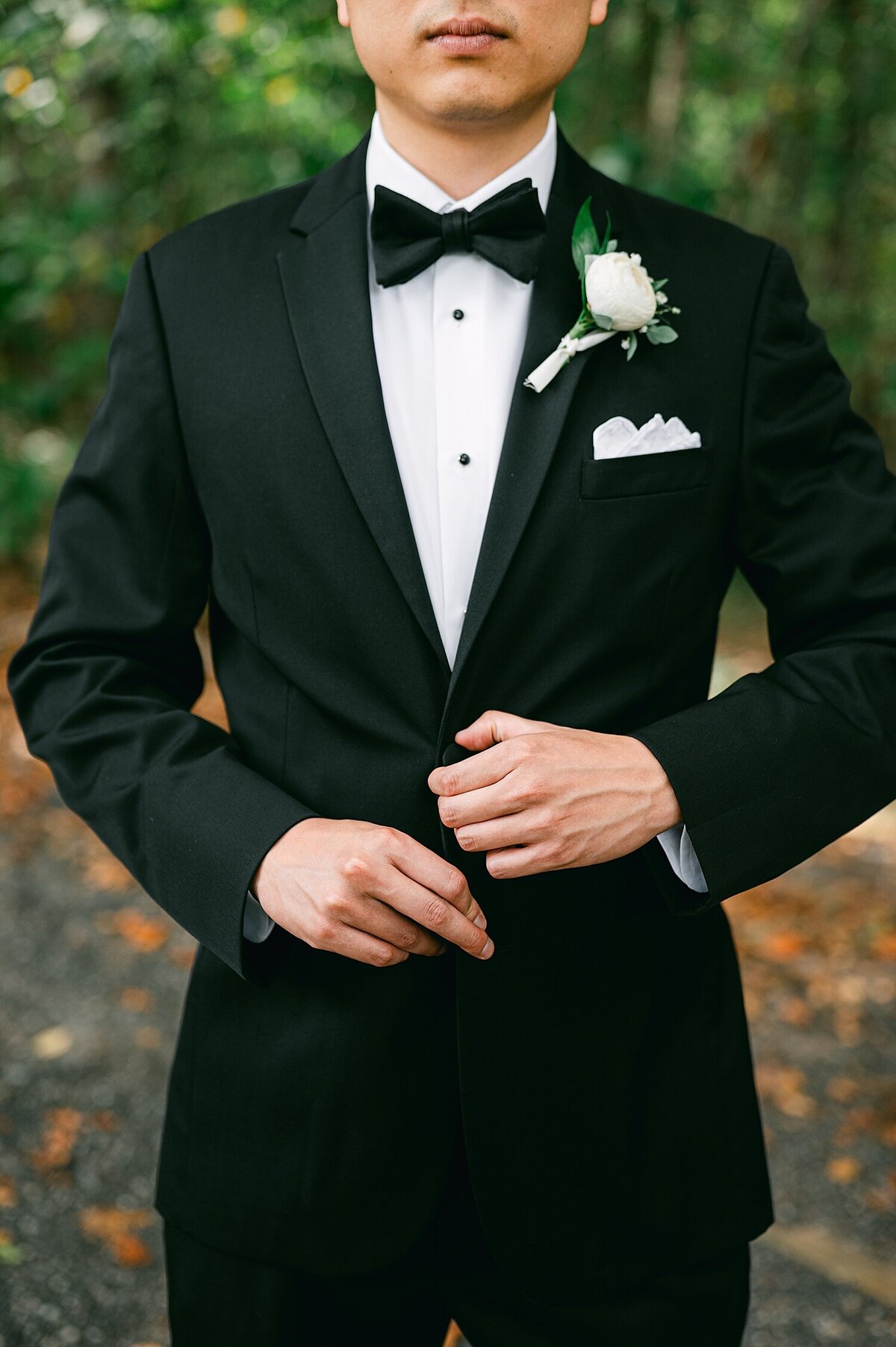 AlexisLunsfordElegantweddingfeaturedonStyleMePretty_0026