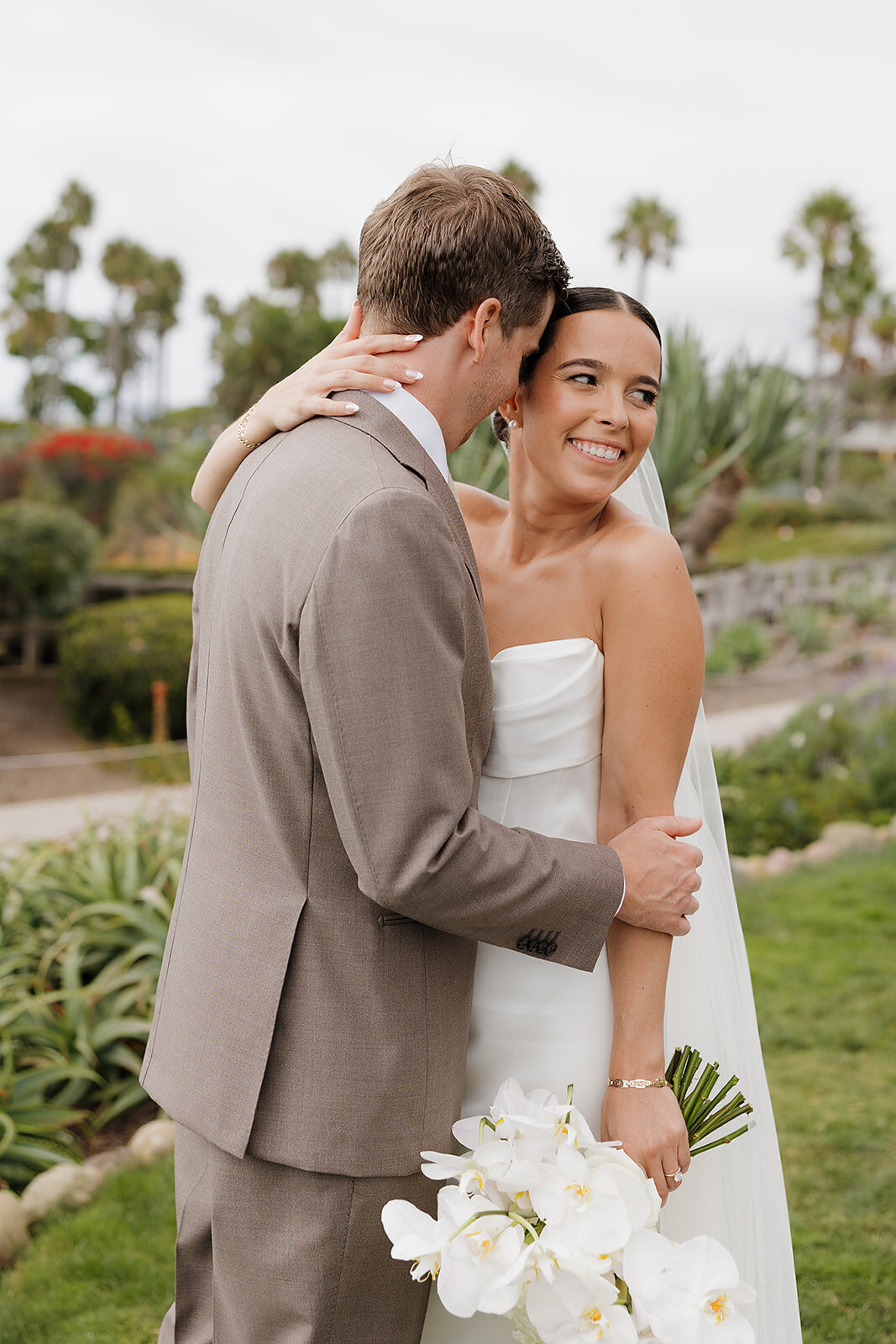 montagewedding-firstlook-ashgabesphoto-16