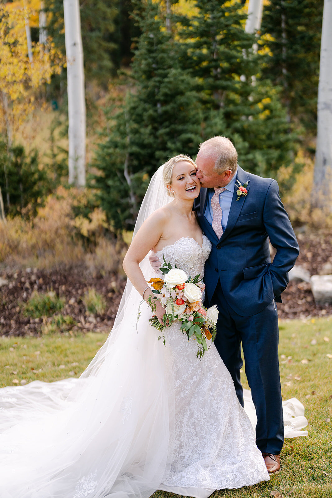 deer-valley-fall-park-city-mountain-wedding-pepper-nix-2130-0555