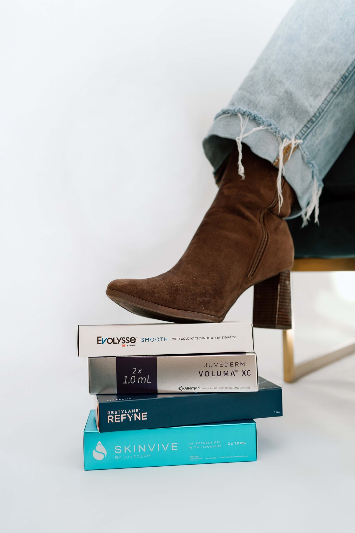 Ren-Rejuvenation-Branding-05676