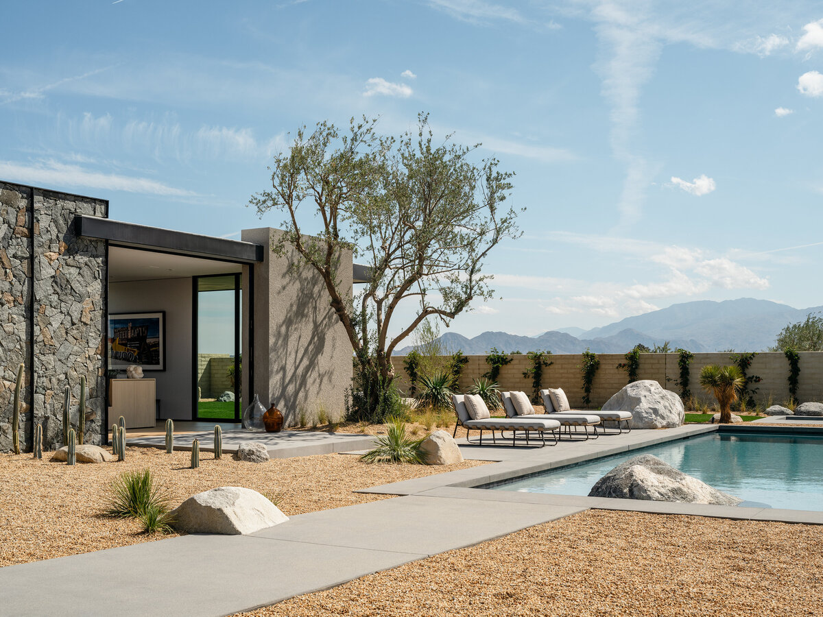 Tract homes in Rancho Mirage designed by Los Angeles architect