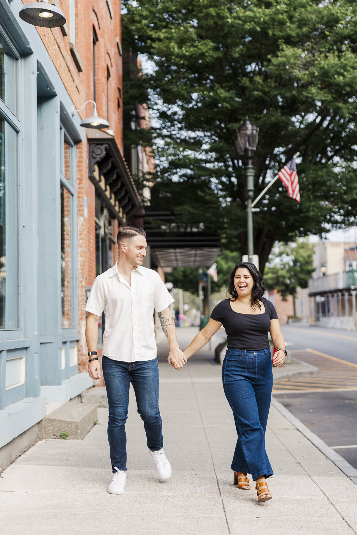 AndreaMatthew_BeaconEngagementPhotos_41_20230803__MB_8858