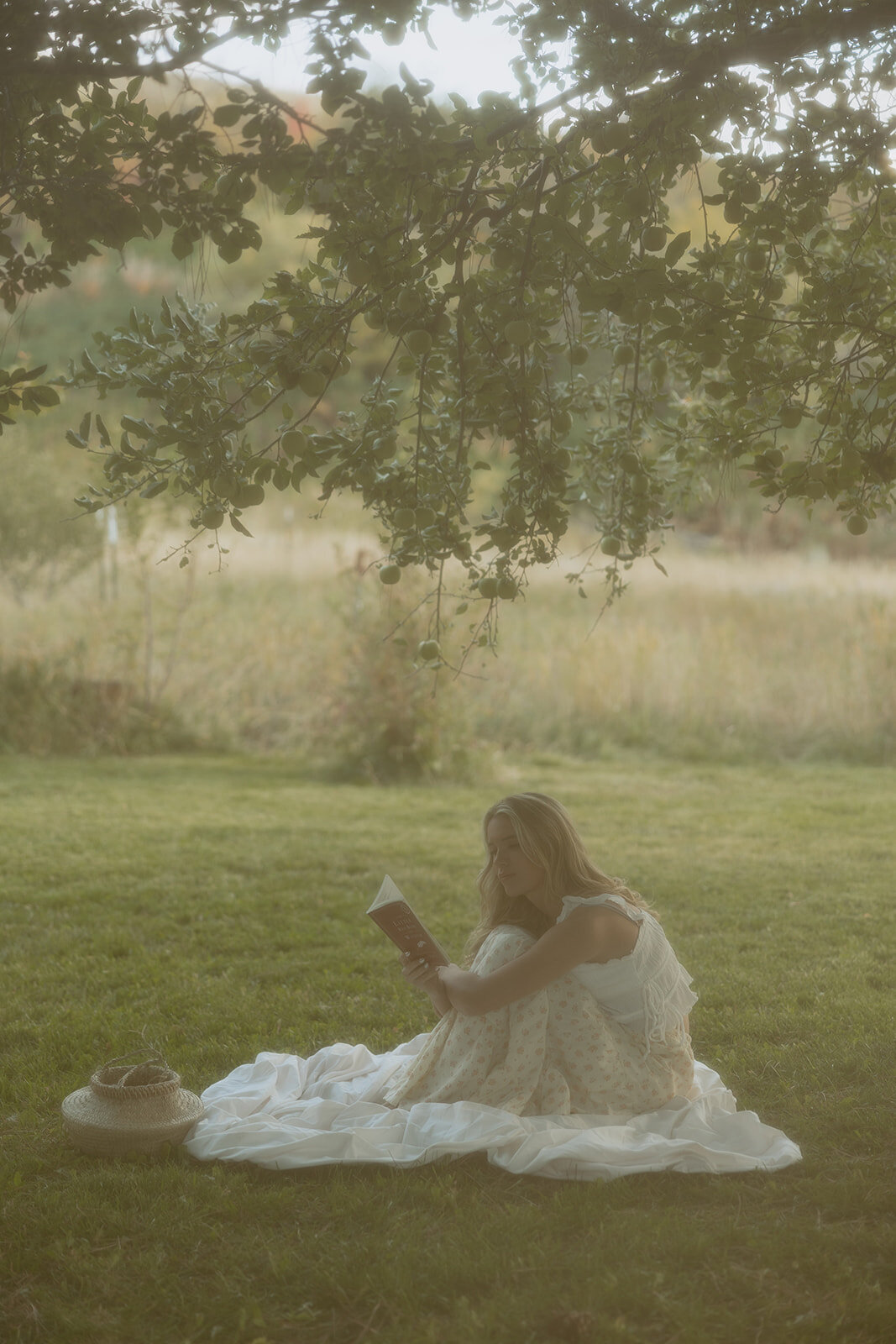 tanya-davids-photo-film-documentary-idaho-utah-oregon-washington-colorado-wedding-elopement-portrait-photographer-intention-session-apple-orchard-95