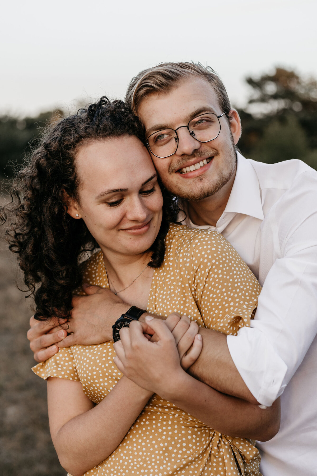 Elja & Rienk tijdens hun loveshoot in Noord-Nederland