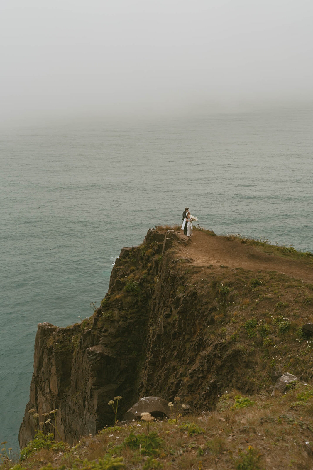 Emily-Noelle-Photo-Micro-Wedding-Photos-Cannon-Beach-03132_websize