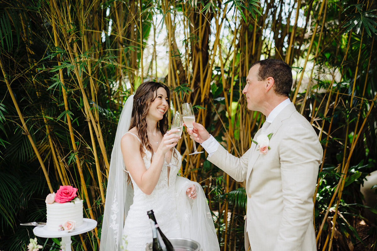 mcneile-photo-sunken-gardens-elope-in-florida-chantilly-chic-celebrations-21