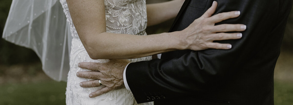 Best Wedding Photographers in Scottsdale - First Dance