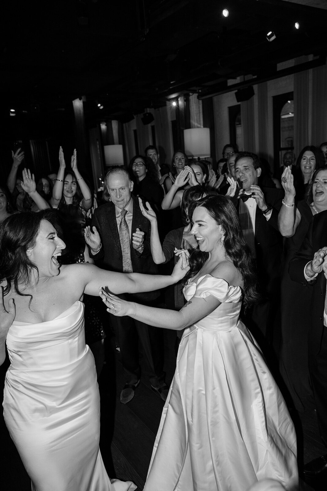 the-dalcy-wedding-reception-dancing