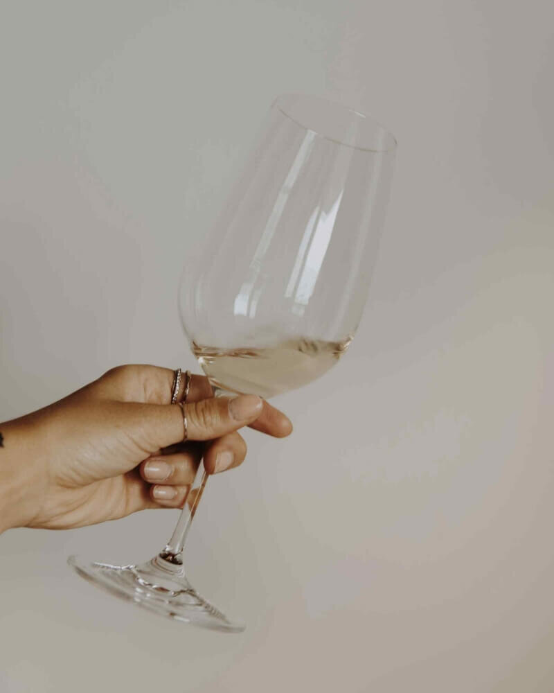 VIVRE-coffee-shop-brunch-espresso-champagne-mom-influencer-entrepreneur-work-from-home88-cropped