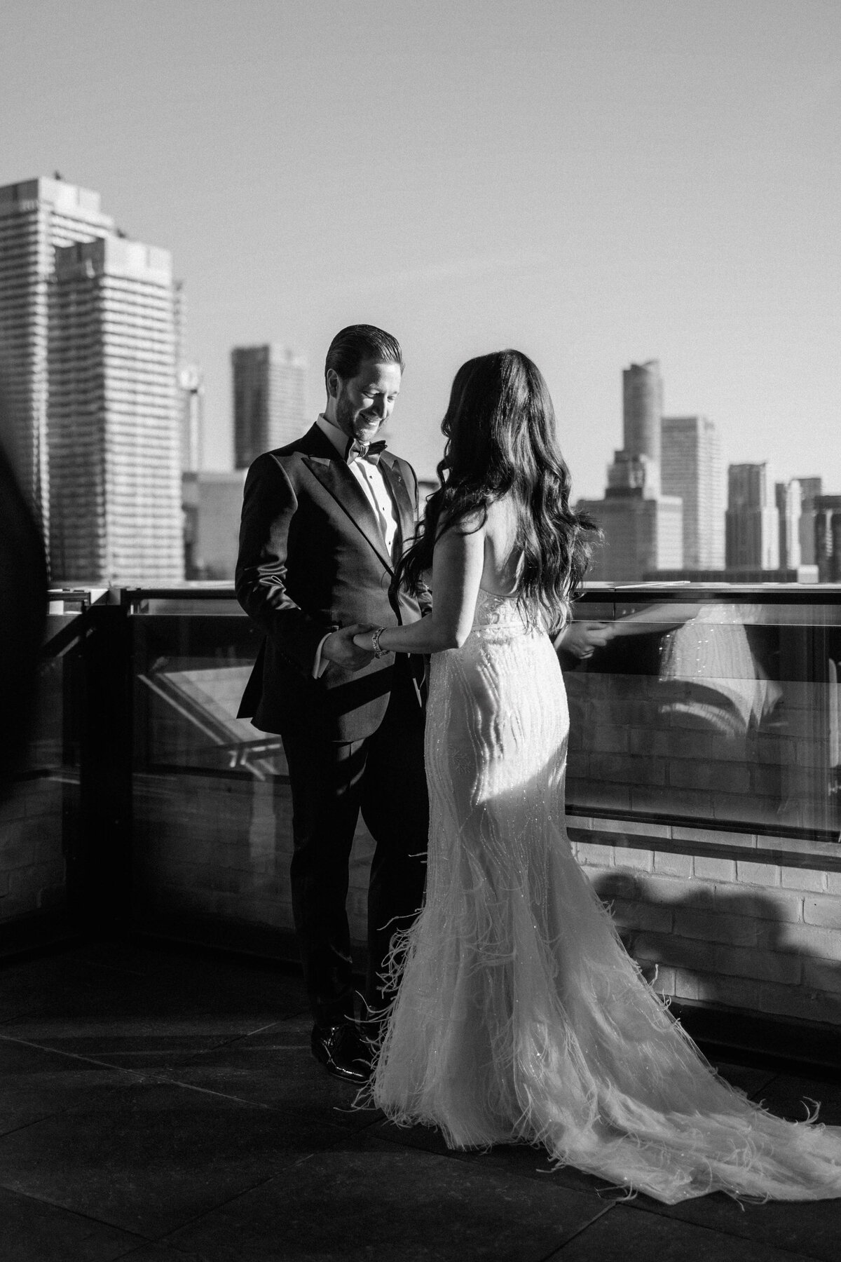 515-A-Luxurious-Red-Themed-Wedding-in-Toronto-Capturing-Timeless-Elegance-11