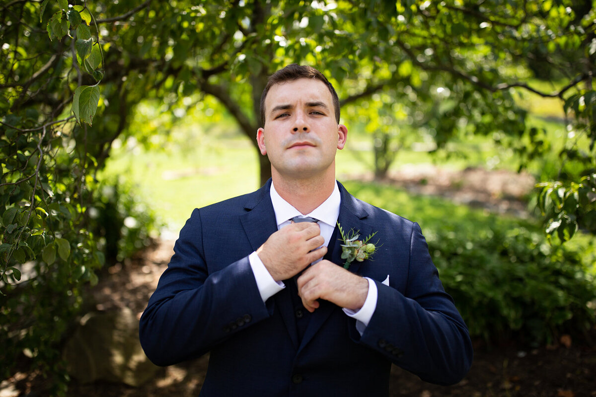 loudoun-studios-bluemont-vineyards-weddings-va00034