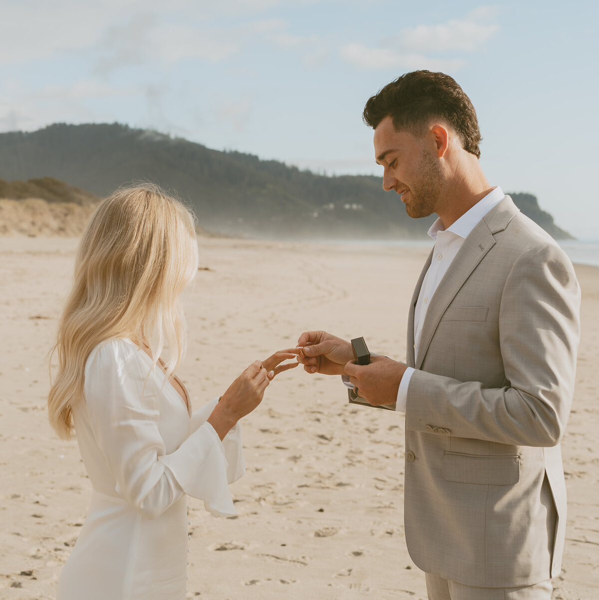 Emily-Noelle-Photo-Elopement-Photography-LIncoln-City-Oregon-04484_websize