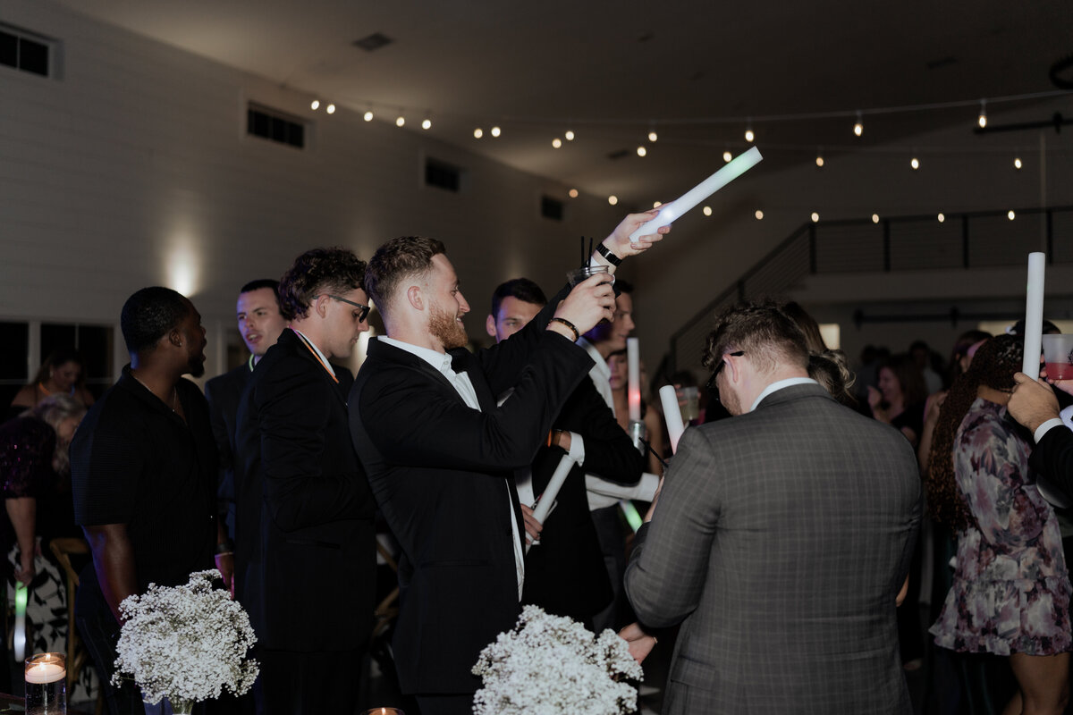 pile-wedding-1037