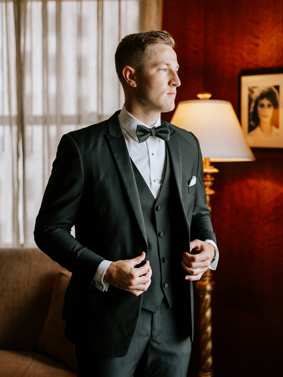 The Drake Hotel Chicago Wedding Photos-11