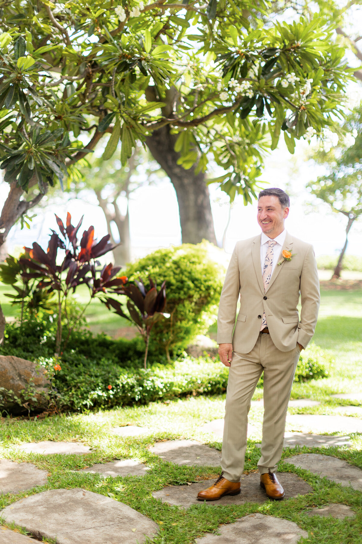 Feature Gallery  - Maui_ HI - Amber & Andrew_amber-andrew-maui-wedding-preview-photos-32