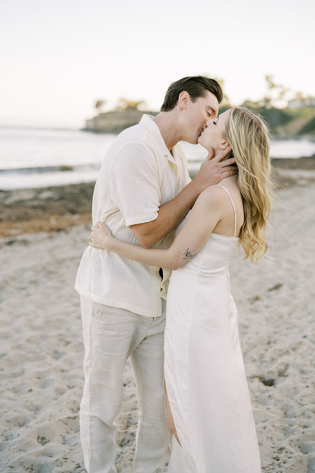 santa-barbara-courthouse-engagement-photos-180_websize