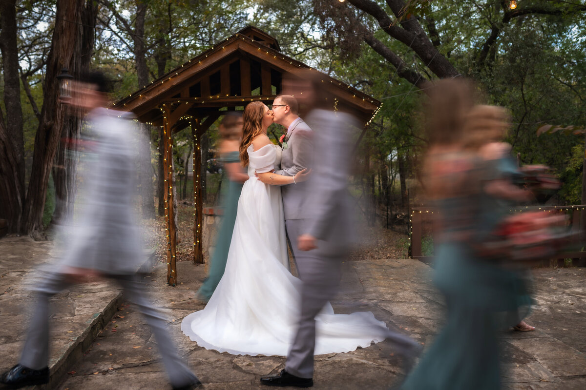 best-san-antonio-wedding-photography-65__park-31-2025PORTFOLIO