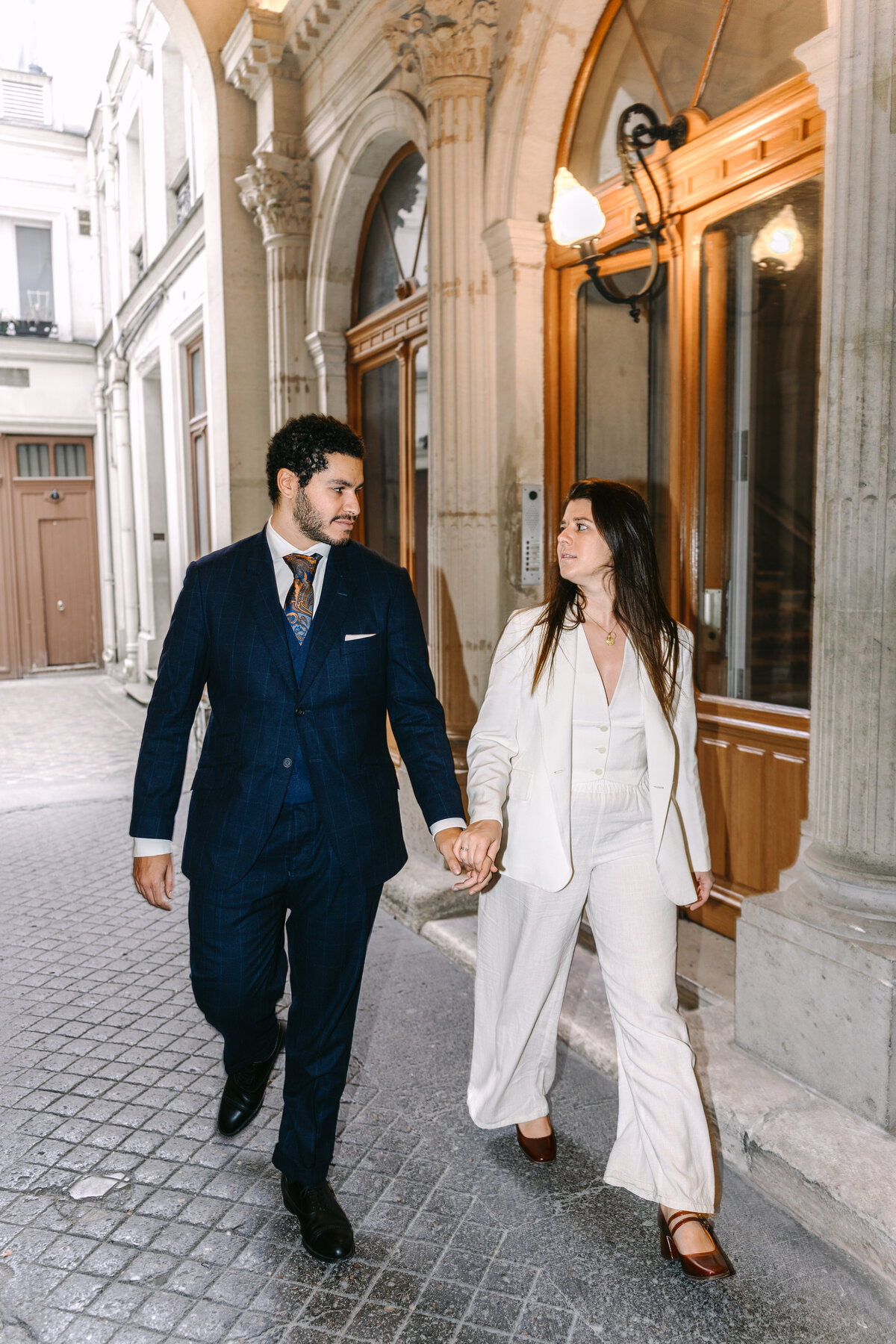 aurore poupon photographe love session paris wedding photographer-40