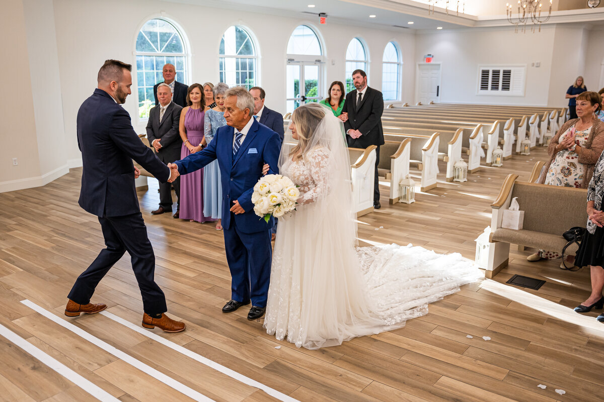 harborside-chapel-maddness-photography-elopement-chantilly-chic-celebrations-8