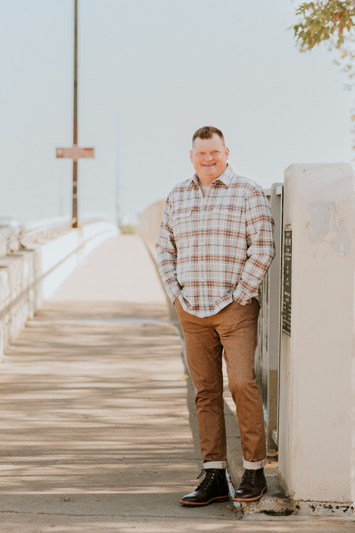 Love the outdoors? Let’s capture your adventurous side with a dating photo session in the Twin Cities that highlights your unique lifestyle.