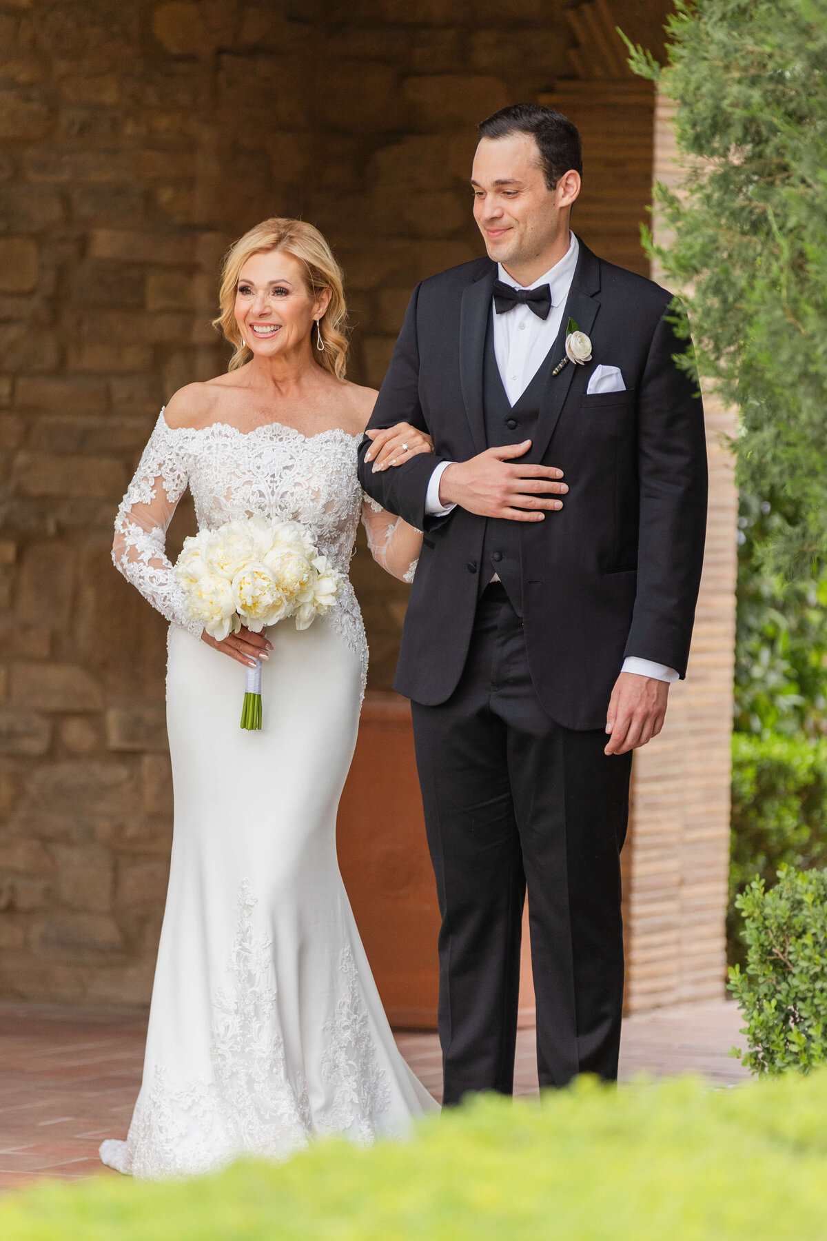 LuxuryBride_ToscanaWedding_EricaMendenhallphotographyPalmSpringsWeddingPhotographer