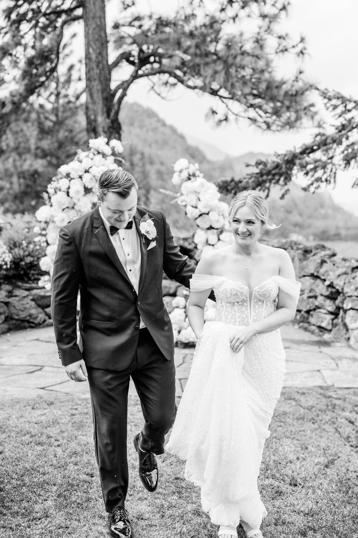 marina_&_aaron_wedding_first_look-45