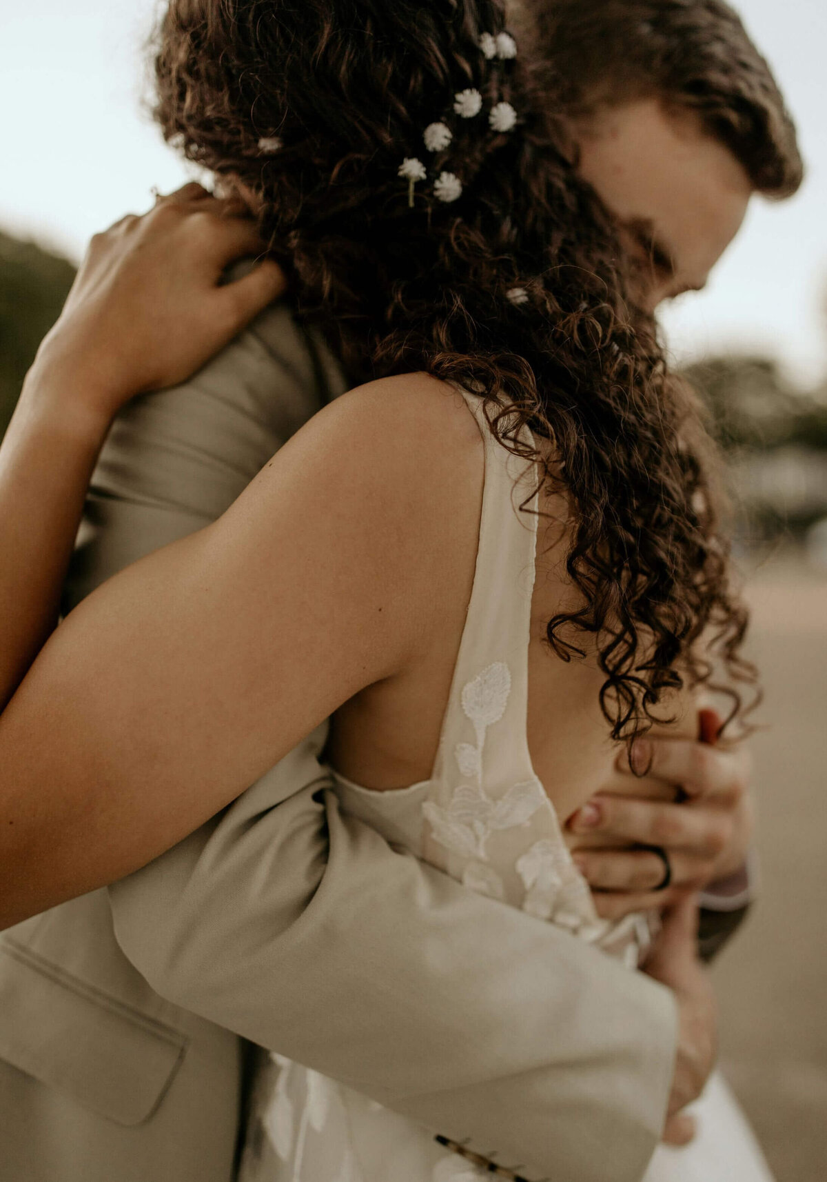 hannah-busing-dRdgJNSrq7s-unsplash.jpg