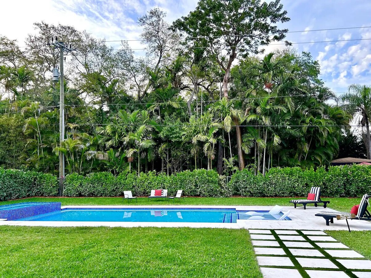 Pool (4)