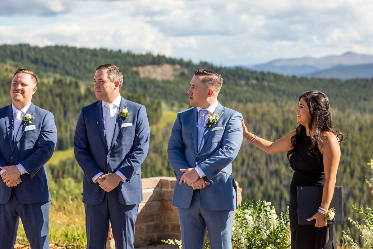 Vail-Wedding-Deck-Arrabelle-Hotel-Wedding-21