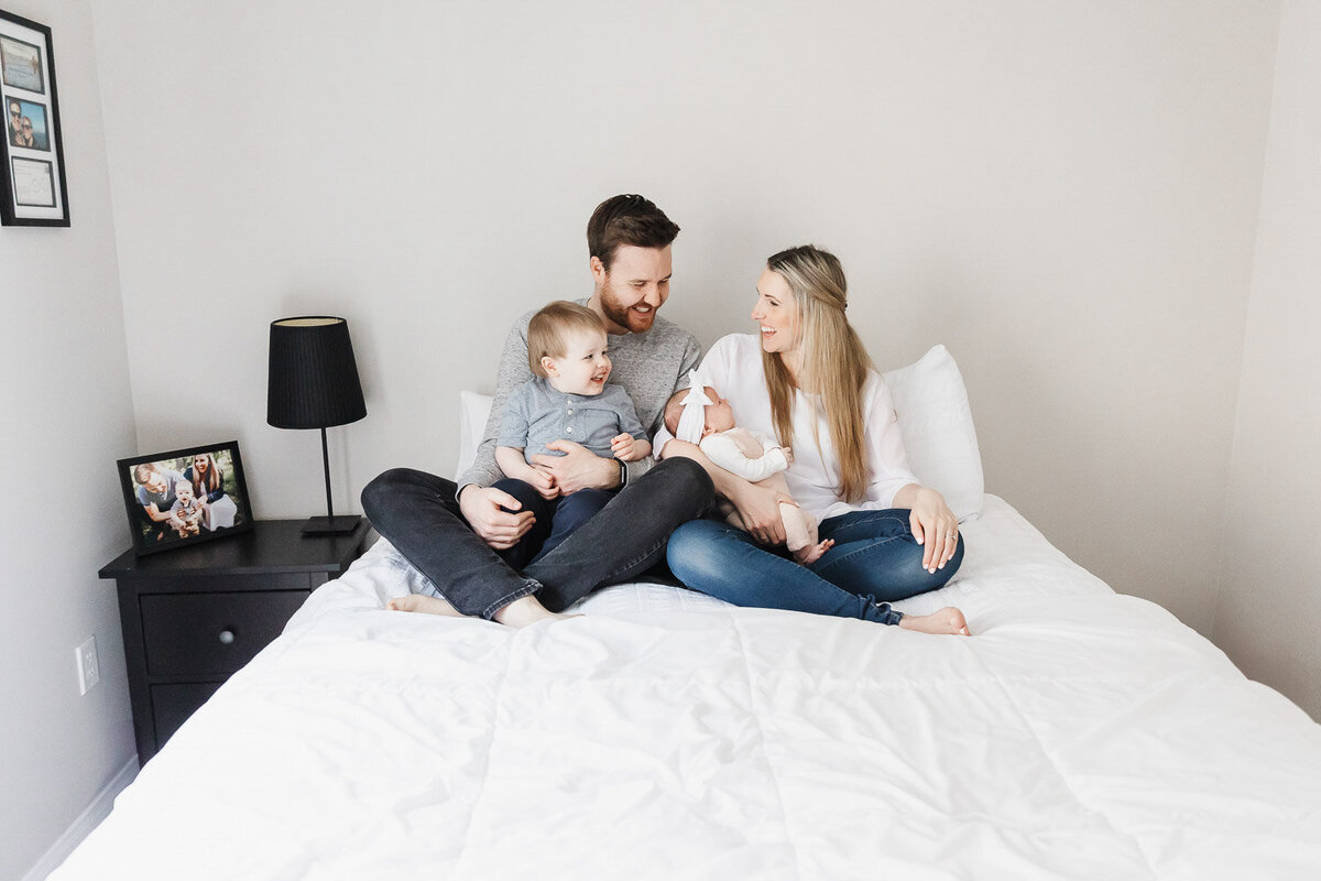 joyful-newborn-portraits-in-home-toronto-1