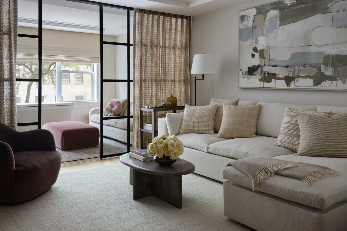 003_Den into Playroom (Doors Open)