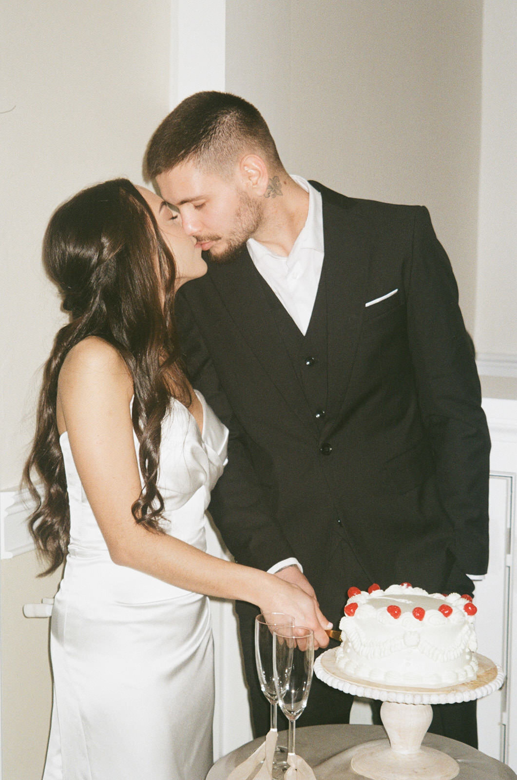 Weddings-Film-Melissa-Harding-Photography-film-wedding-photographer-Prince-Edward-Island-PEI-Canada13