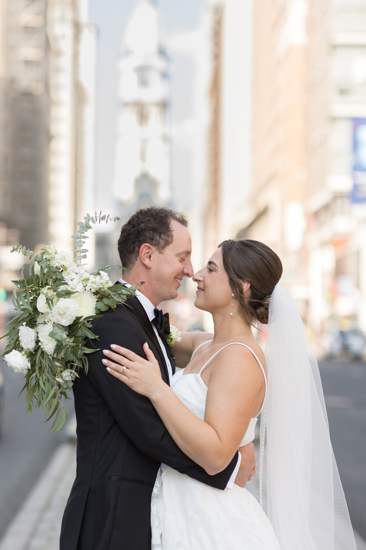 Kimmel Center Wedding_Susan Hennessey Photography_51