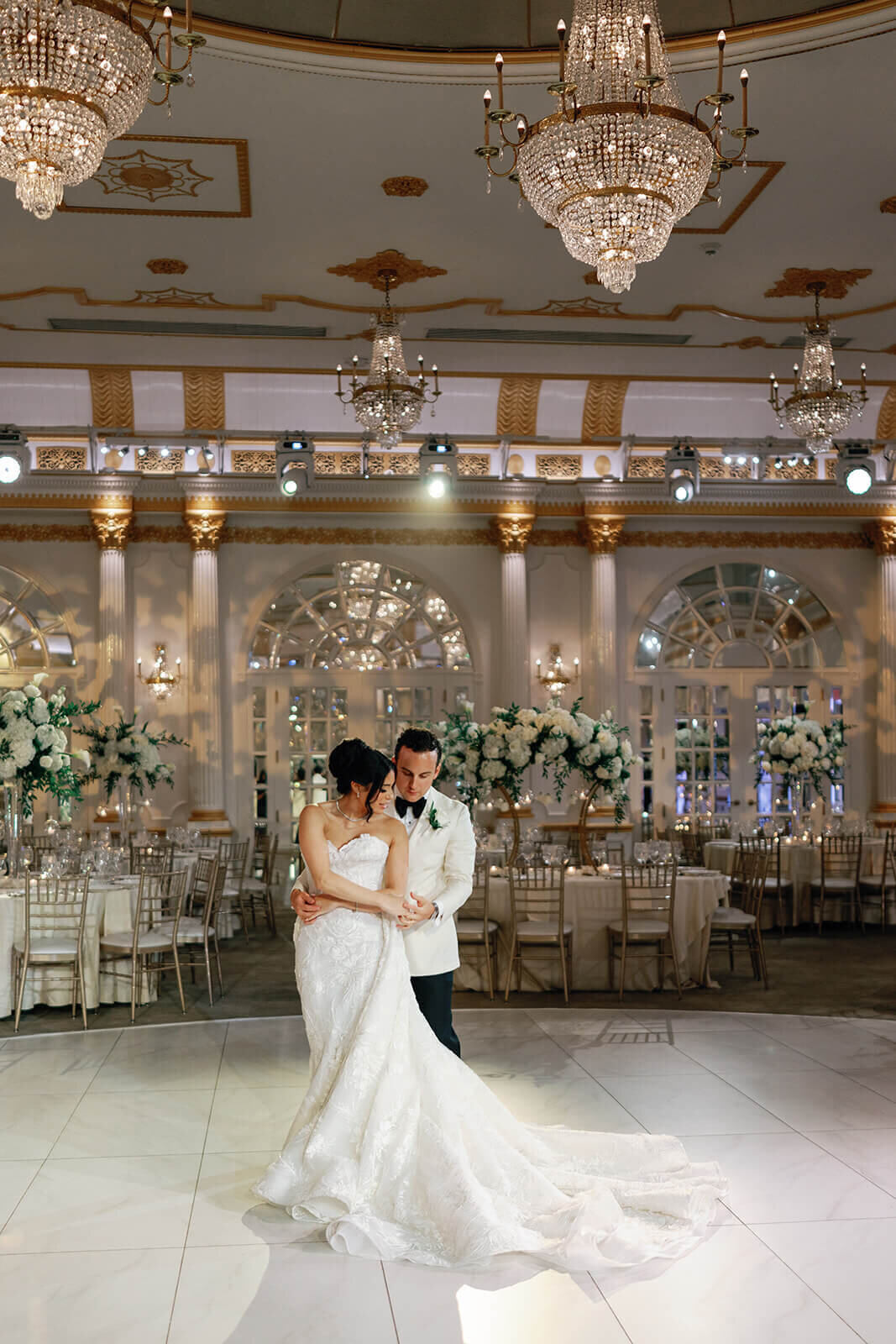 New Jersey Wedding Photographer_Crystal Plaza_0090