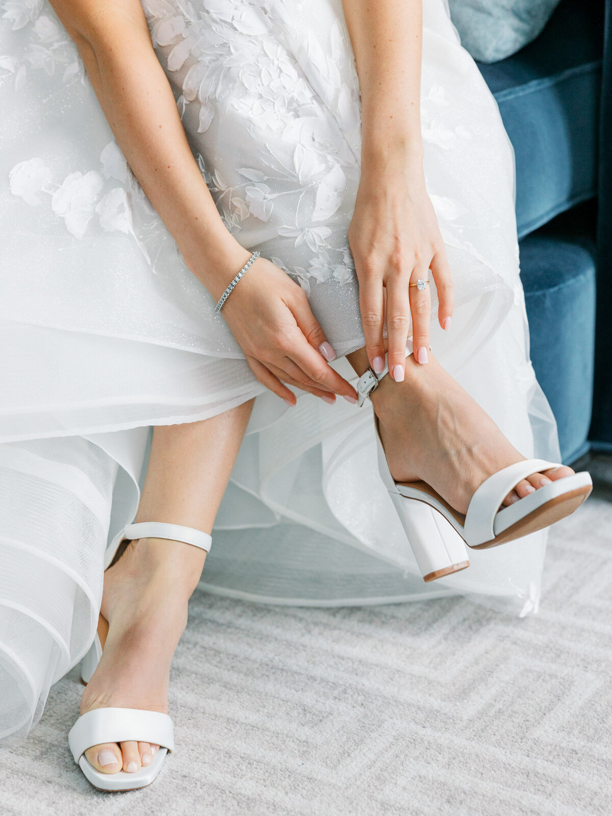 anne-troxel-photography-luxury-pittsburgh-wedding-nemacolin-woodlands-lgbtq-light-and-airy-29