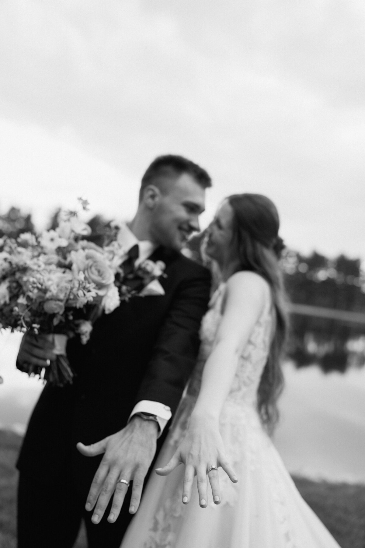 kraber-the-gathering-grounds-iowa-wedding-37