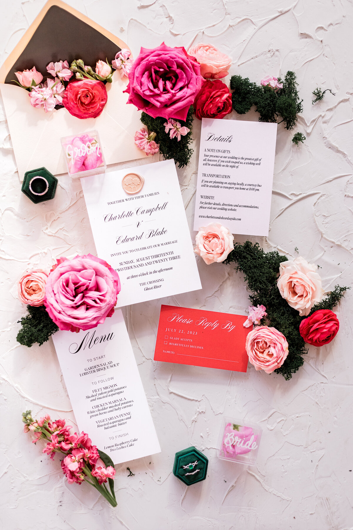 Wedding flatlay stationary setup 