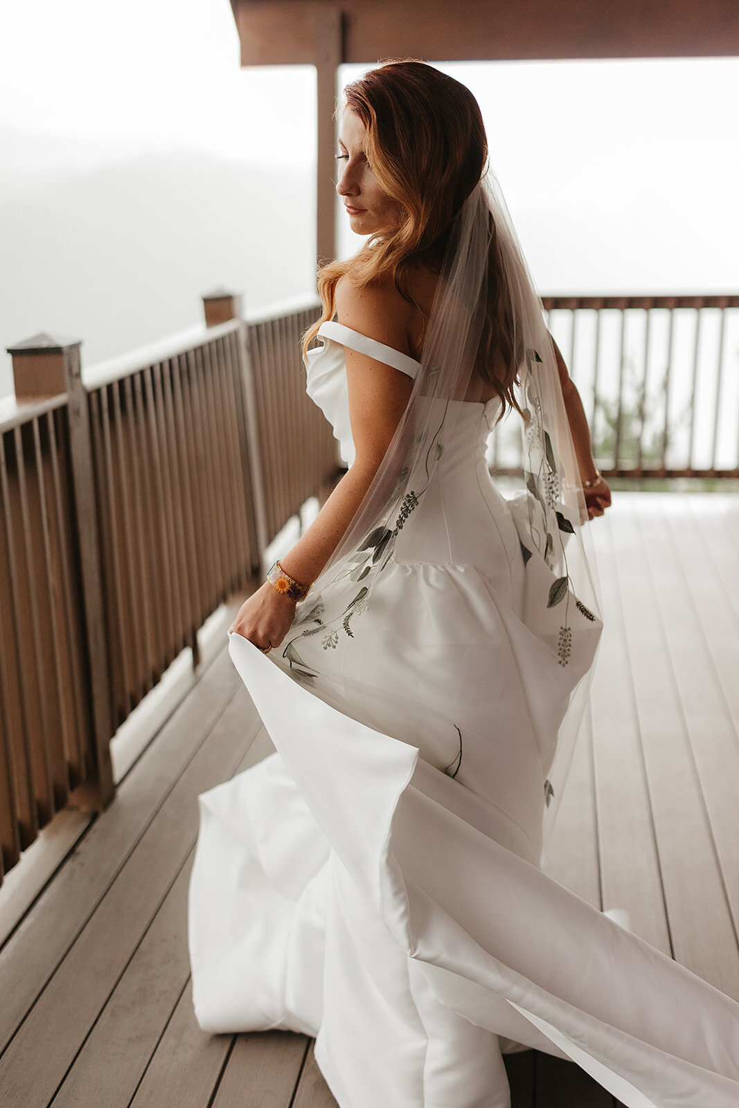 Kerry-Brendan-Wedding-Sneaks-15_websizeErin Morrison