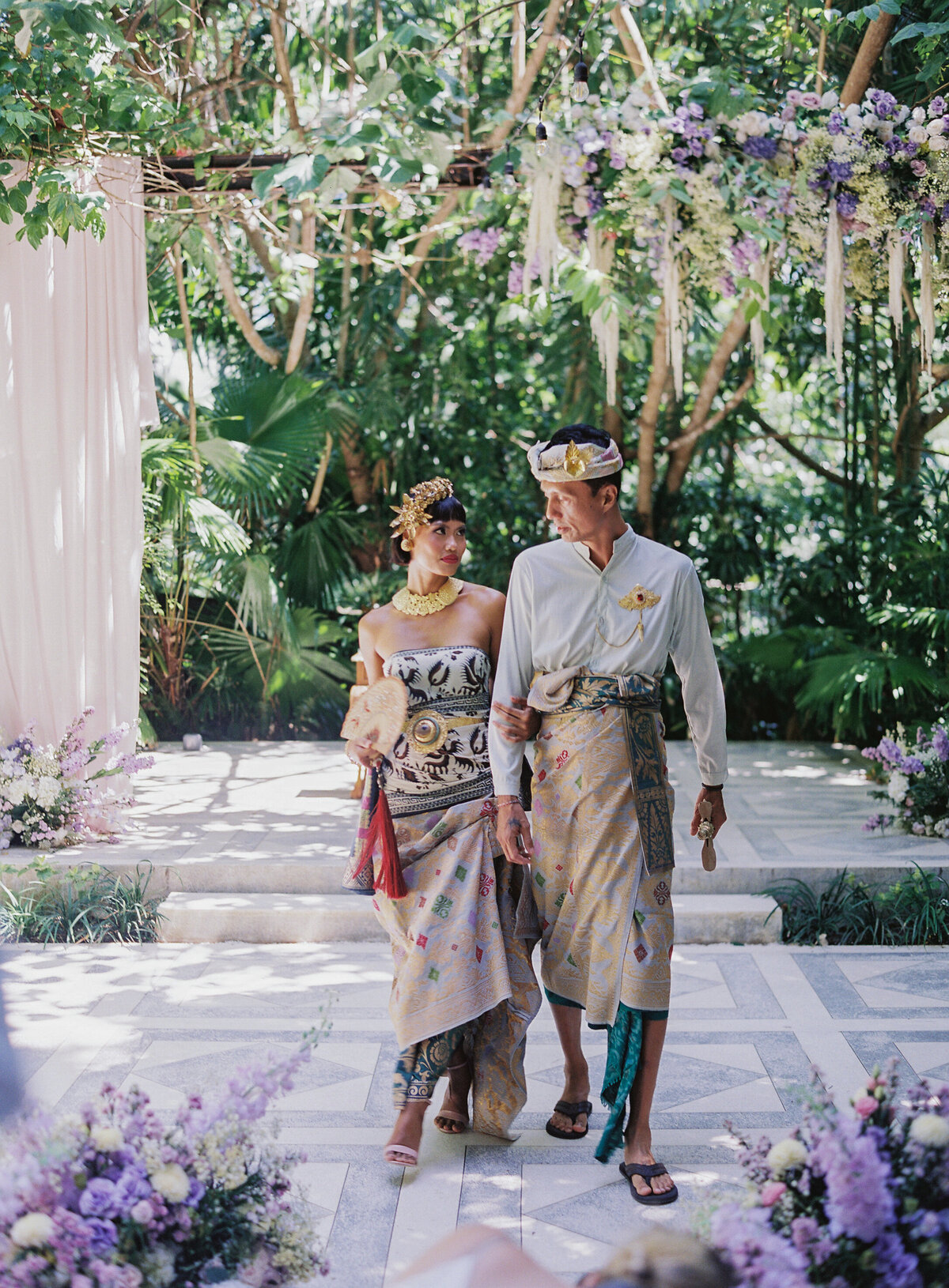 Bali Glass House Tirtha - Vicki Grafton Photography - Tropical Bali Micro Wedding Elopement Insporation-491