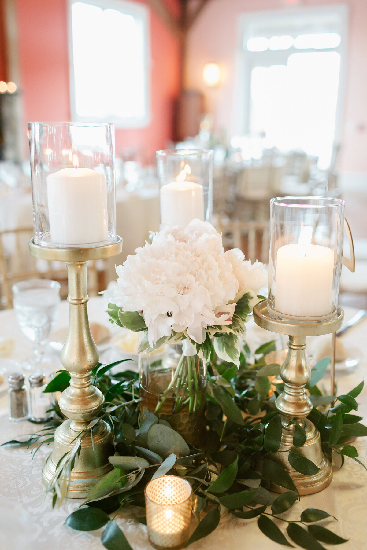 Ashley&Katie-WillowCreekWinery-EmilyWrenPhotography-089