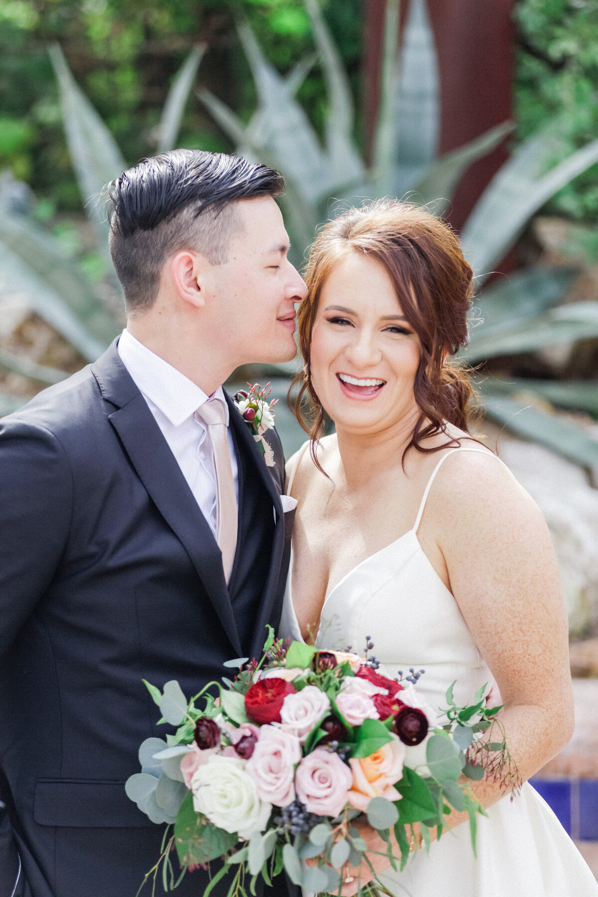 Discover the elegance of a modern wedding at The Phoenician in Scottsdale. This gallery highlights the sleek design, lush gardens, and stunning mountain views that make this venue a favorite for contemporary couples.