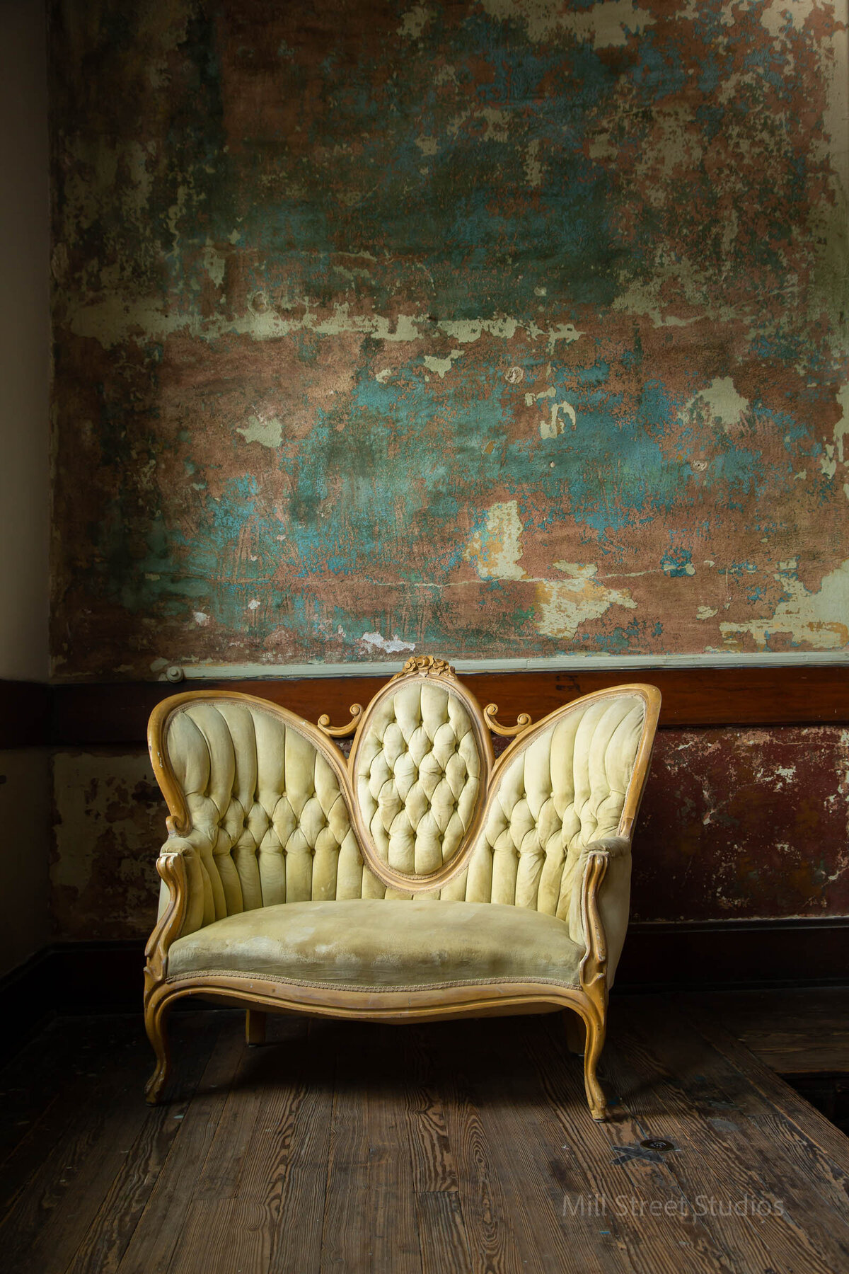 BALLROOM STUDIO-11