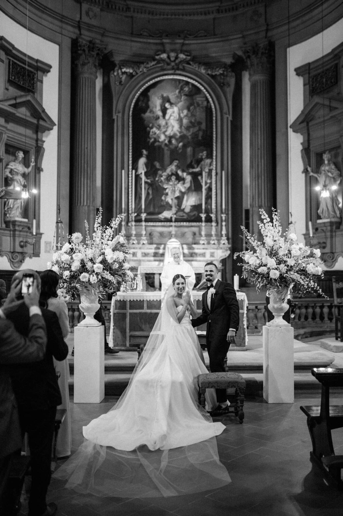 515-Villa-Petriolo-Tuscany-Italy-Carly-Roman-Wedding-33