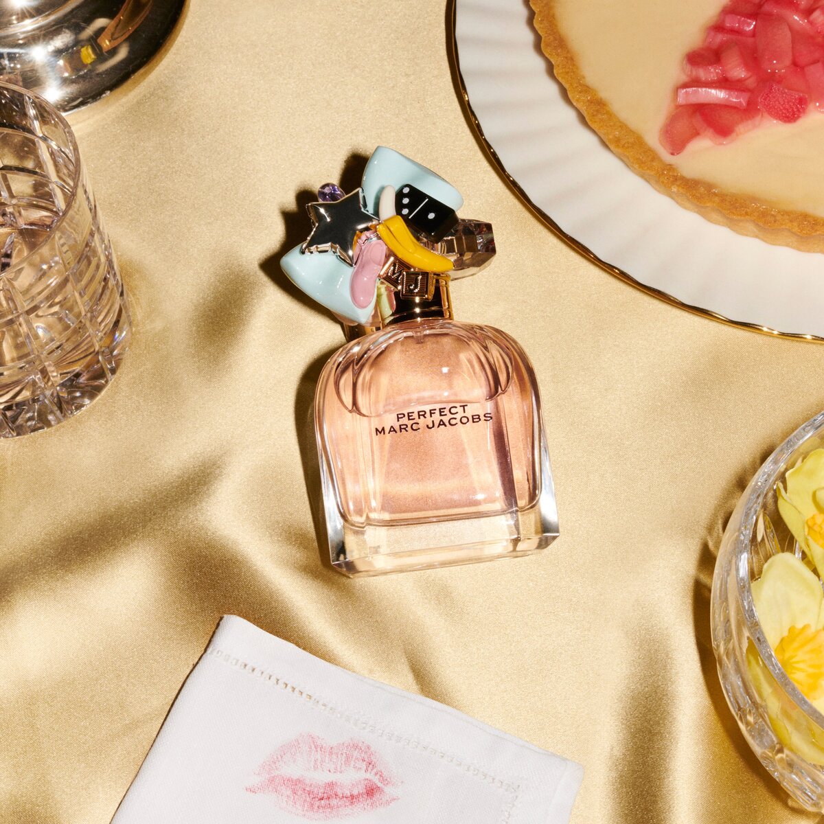 MJA_Holiday_22_Digital_CPS_PERF_EDP_Without_Logo_3800x3800.jpg-JPG-web-72dpi