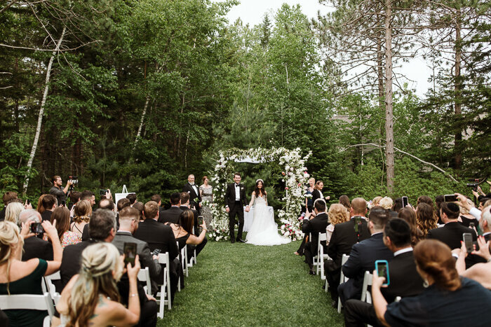 elegant-black-tie-hidden-pond-wedding-27