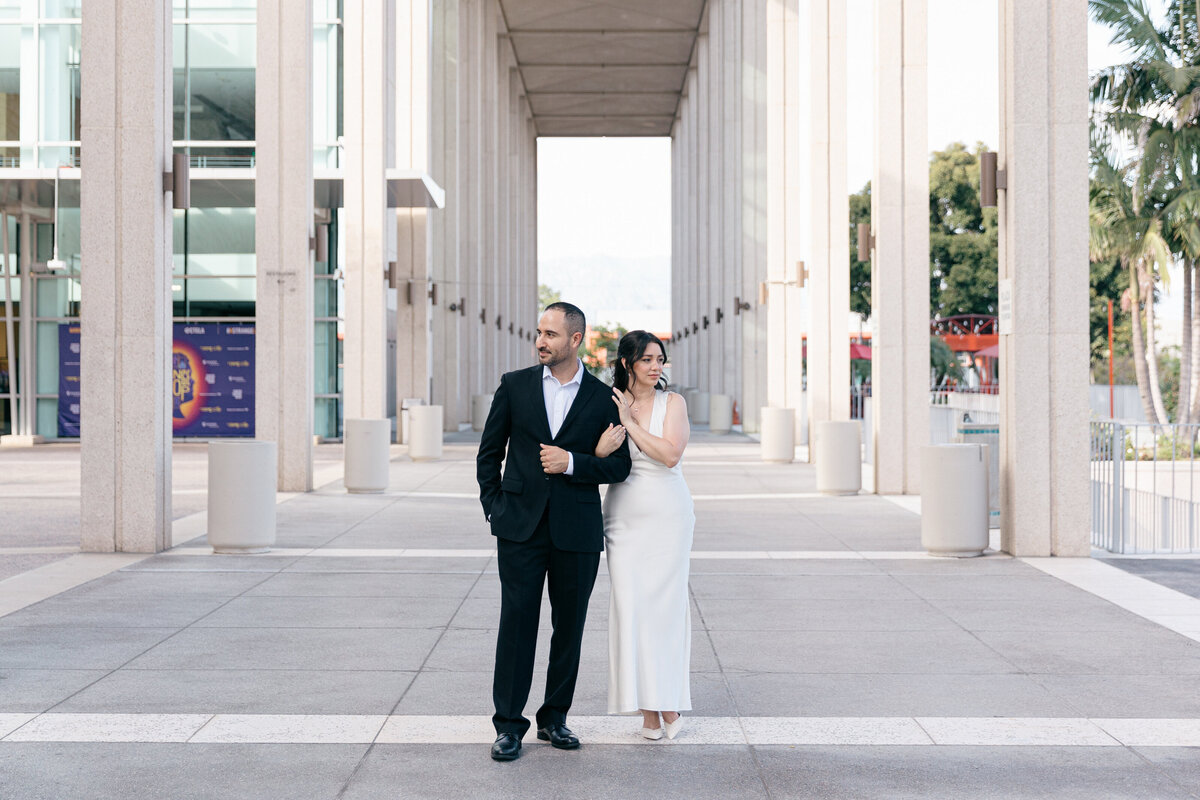 dowtown-los-angeles-Engagement-photos-9-adrian-mayra