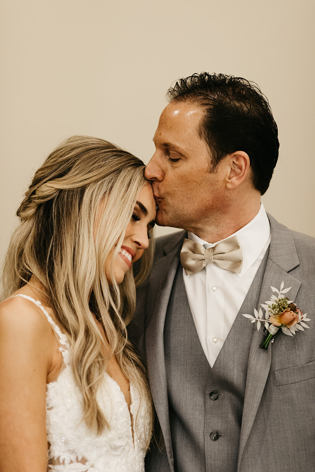 Meghan_Caeleb_Wedding_Wearethebowsers-96