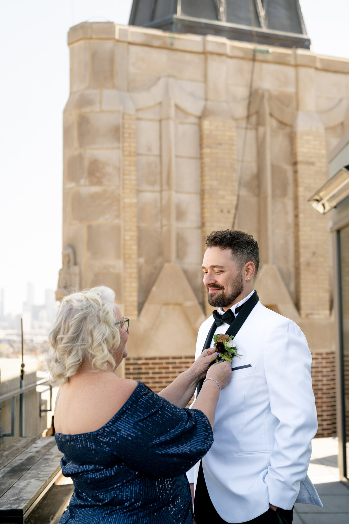 Berlez-Aspen-Avenue-Chicago-Wedding-Photographer- Clementine-Events-Thistle-&-Plume-Shannon-O’Brien-Makeup-Daniela-Kosta-Beauty-Sarabande-The-Robey-Vogue-Magazine-Editorial-Edgy-37