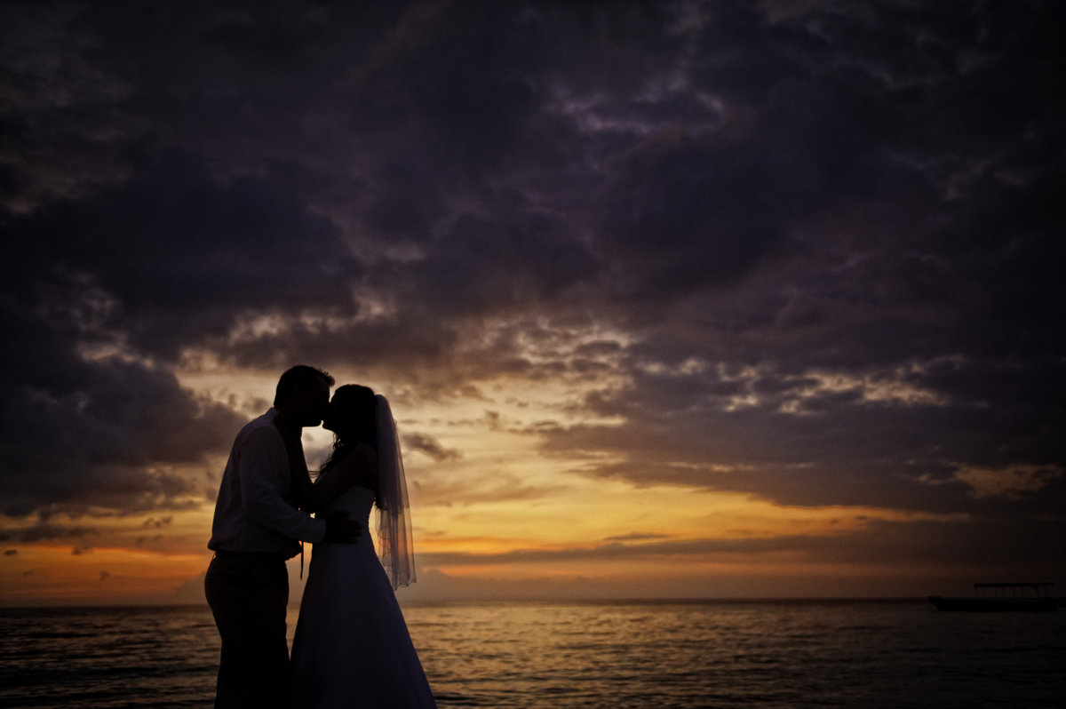 Sunset Beach Wedding Photo